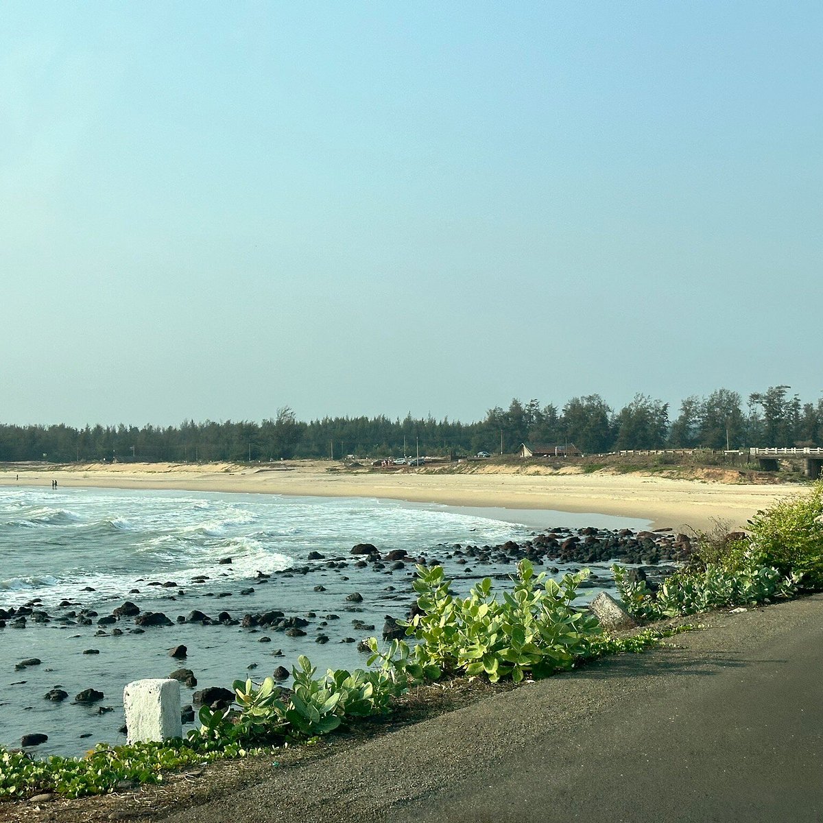 Mitmumbri Beach